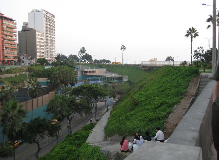 proyeccion futura malecon cisneros