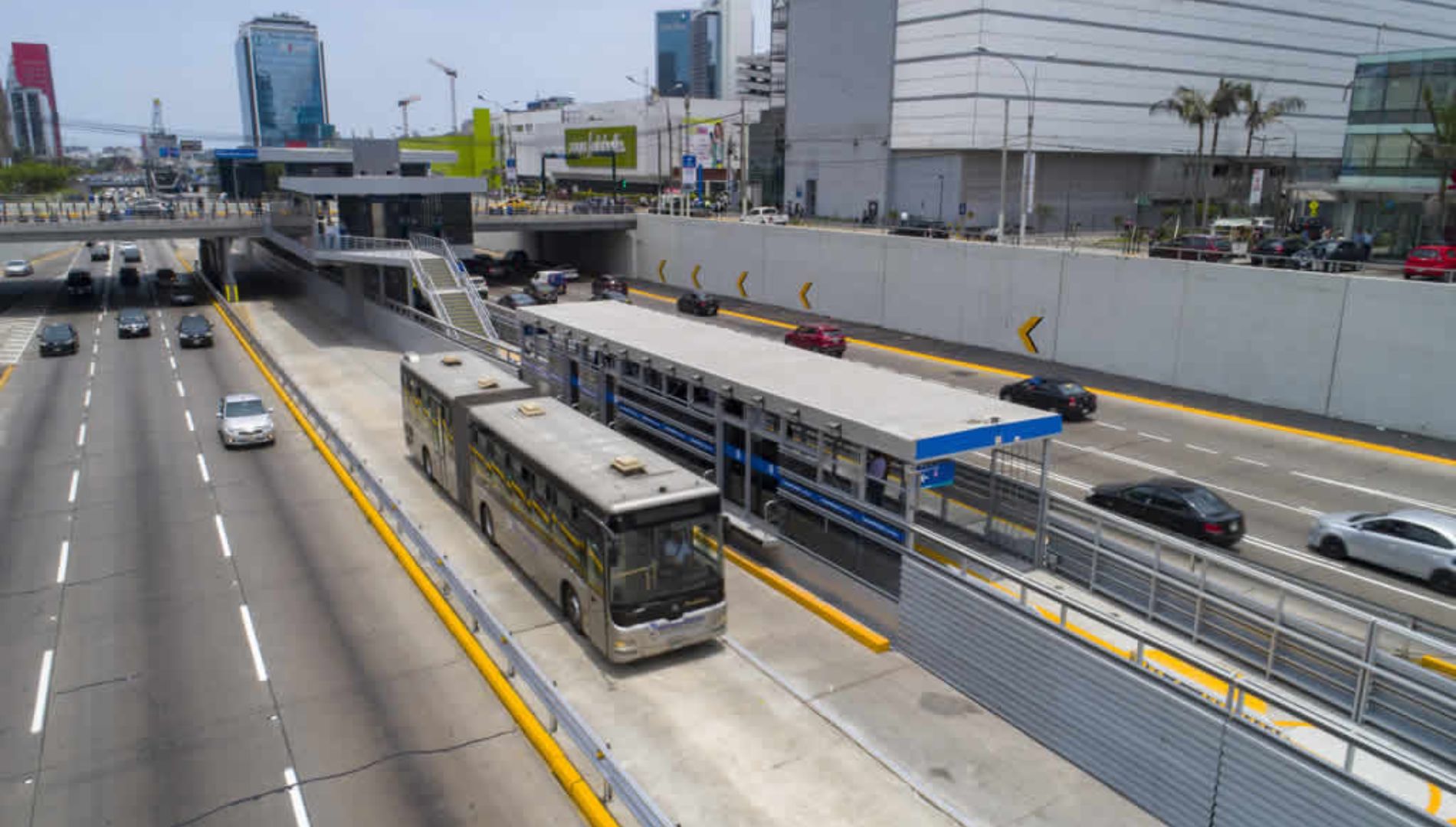 conectividad san isidro metropolitano